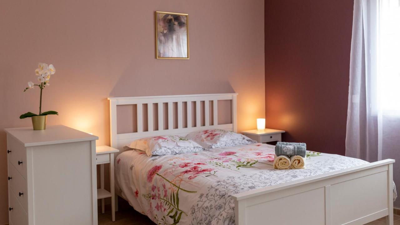Loc Trotteur Le Pivoine Studio Grand Confort, Gare Sncf De Lourdes Zewnętrze zdjęcie